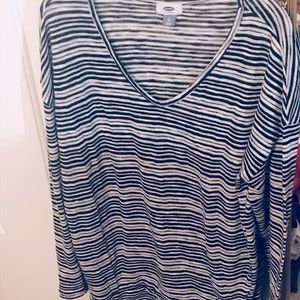 Relaxed long-sleeved shirt